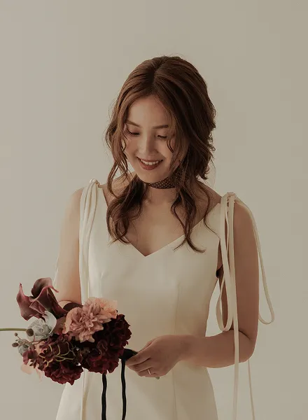 新婦 出村萌香
